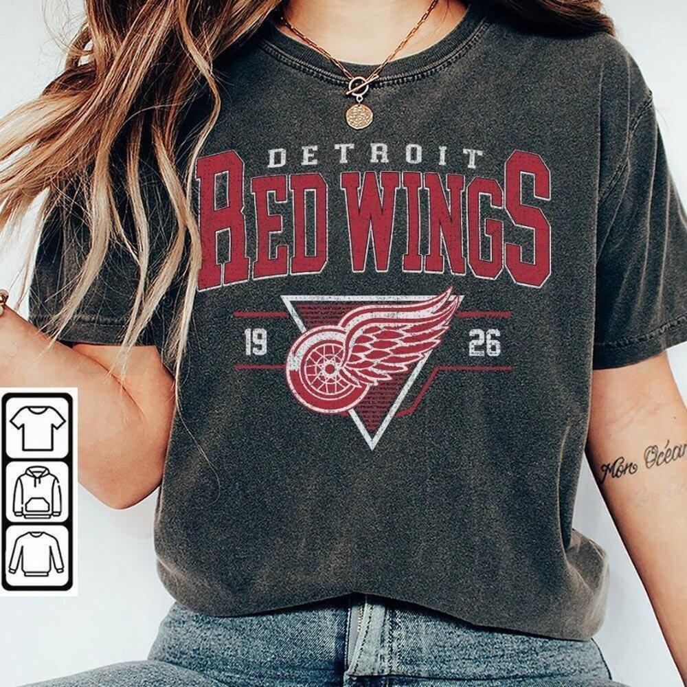 Detroit Red Wings Shirt, Retro Hockey Crewneck, Classic Detroit Sweatshirt Nhl